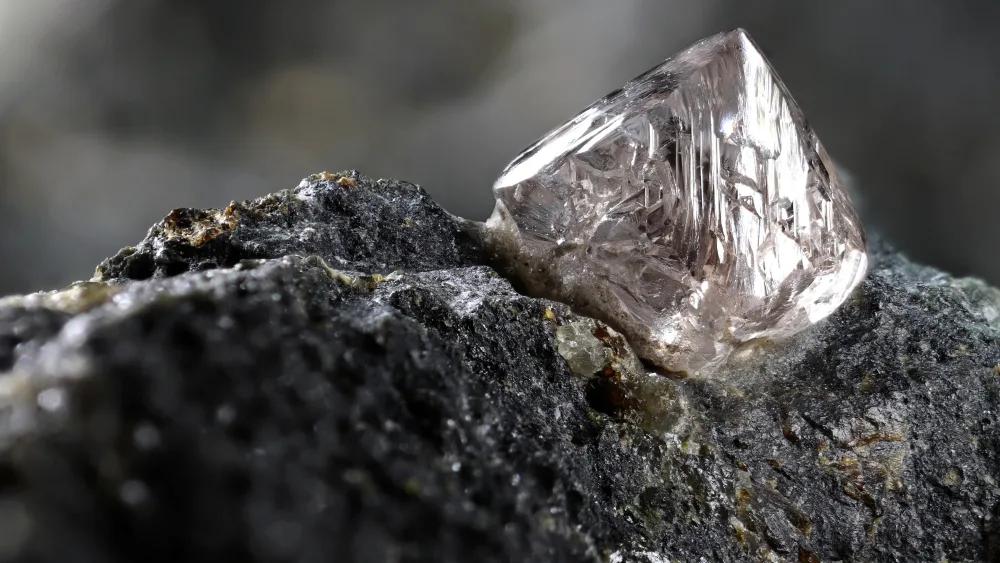 Алмазы Алмазы